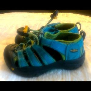 Keen Newport Sandals - toddler Boy US 9 Blue/green